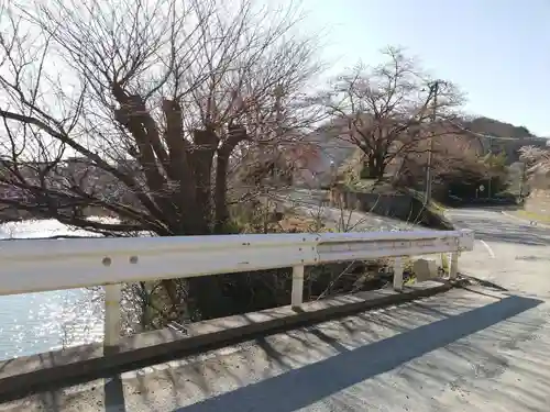 安積疎水神社の周辺