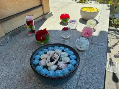 駒込妙義神社の{uncategorized: "未分類", other: "その他", undefined: "問題あり", building: "その他建物", grave: "お墓", sacred_gate: "鳥居", guardian: "狛犬", statue: "像", buddha: "仏像", history: "歴史", nature: "自然", garden: "庭園", animal: "動物", pagoda: "塔", temizu: "手水舎", mountain_gate: "山門・神門", sanctuary: "本殿・本堂", subordinate: "末社・摂社", art: "芸術", scenery: "景色", jizo: "地蔵", ema: "絵馬", goshuin: "御朱印", omikuji: "おみくじ", items: "授与品その他", amulet: "お守り", goshuincho: "御朱印帳", eats: "食事", festival: "お祭り", votive_dance: "神楽", shichigosan: "七五三参", wedding: "結婚式", experience: "体験その他", initially: "初詣", around: "周辺", anti_infection: "感染症対策"}