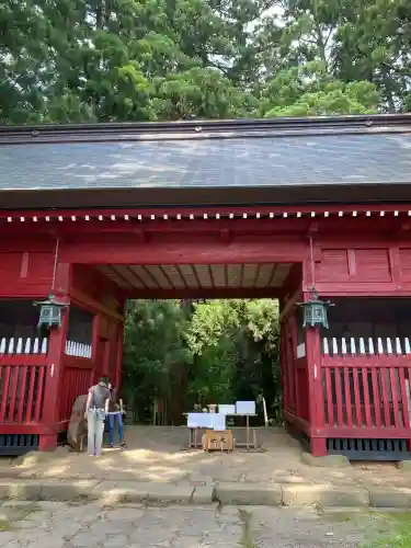 出羽神社(出羽三山神社)～三神合祭殿～の{uncategorized: "未分類", other: "その他", undefined: "問題あり", building: "その他建物", grave: "お墓", sacred_gate: "鳥居", guardian: "狛犬", statue: "像", buddha: "仏像", history: "歴史", nature: "自然", garden: "庭園", animal: "動物", pagoda: "塔", temizu: "手水舎", mountain_gate: "山門・神門", sanctuary: "本殿・本堂", subordinate: "末社・摂社", art: "芸術", scenery: "景色", jizo: "地蔵", ema: "絵馬", goshuin: "御朱印", omikuji: "おみくじ", items: "授与品その他", amulet: "お守り", goshuincho: "御朱印帳", eats: "食事", festival: "お祭り", votive_dance: "神楽", shichigosan: "七五三参", wedding: "結婚式", experience: "体験その他", initially: "初詣", around: "周辺", anti_infection: "感染症対策"}