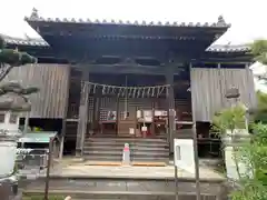 石薬師寺の本殿