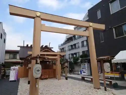 【閉業】小石川大神宮の鳥居