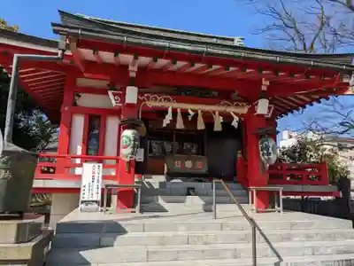 当代島稲荷神社の本殿・本堂