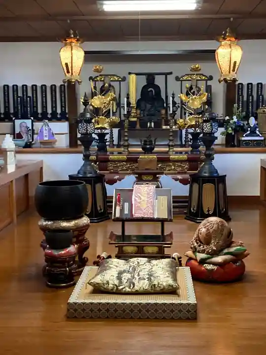 松岩寺の本殿・本堂