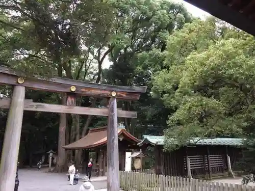 明治神宮の鳥居