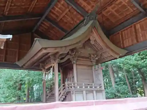 白髭神社の本殿