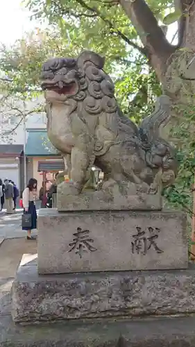 皆中稲荷神社の狛犬