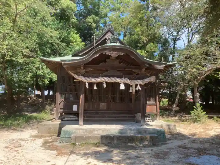 竈神社の本殿・本堂