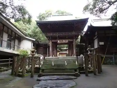 志賀海神社の山門・神門