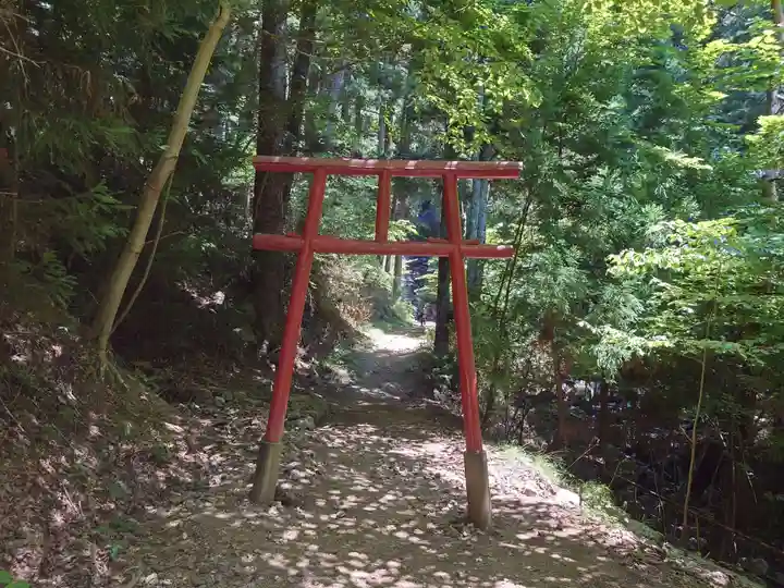 母の白滝神社(山梨県)