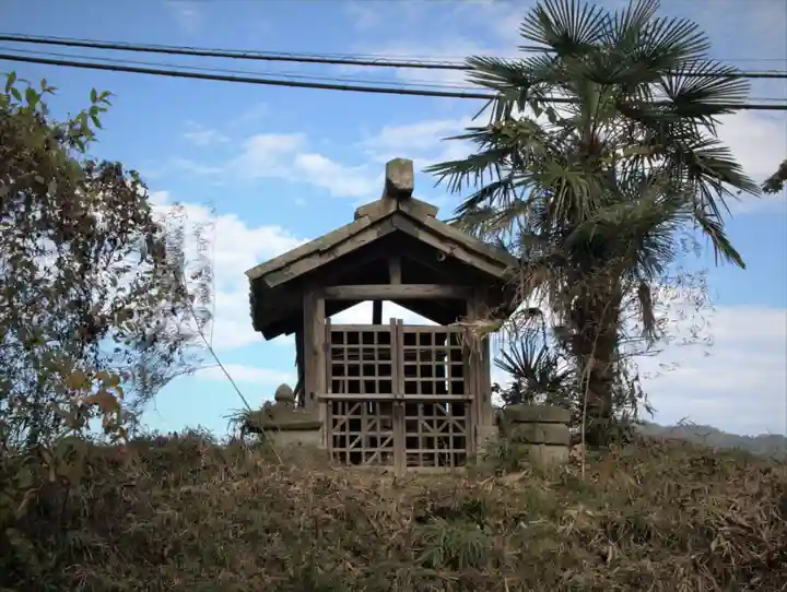 金精大明神のその他建物