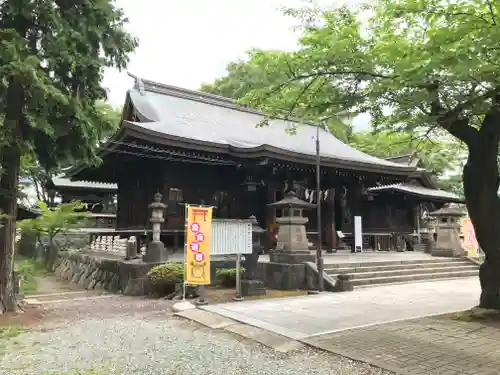 鳥海月山両所宮の本殿