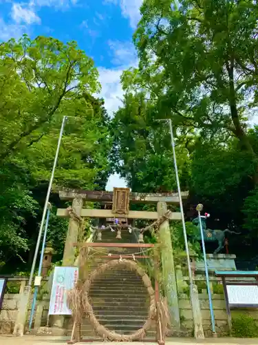 山﨑八幡宮の鳥居