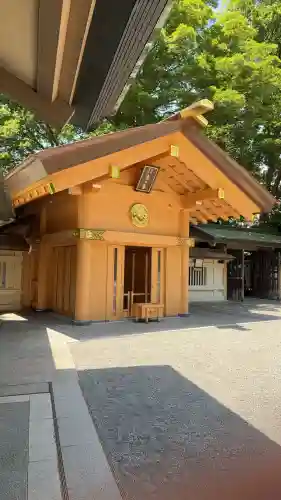 東郷神社の{uncategorized: "未分類", other: "その他", undefined: "問題あり", building: "その他建物", grave: "お墓", sacred_gate: "鳥居", guardian: "狛犬", statue: "像", buddha: "仏像", history: "歴史", nature: "自然", garden: "庭園", animal: "動物", pagoda: "塔", temizu: "手水舎", mountain_gate: "山門・神門", sanctuary: "本殿・本堂", subordinate: "末社・摂社", art: "芸術", scenery: "景色", jizo: "地蔵", ema: "絵馬", goshuin: "御朱印", omikuji: "おみくじ", items: "授与品その他", amulet: "お守り", goshuincho: "御朱印帳", eats: "食事", festival: "お祭り", votive_dance: "神楽", shichigosan: "七五三参", wedding: "結婚式", experience: "体験その他", initially: "初詣", around: "周辺", anti_infection: "感染症対策"}