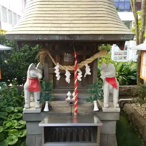 有楽稲荷神社の本殿・本堂