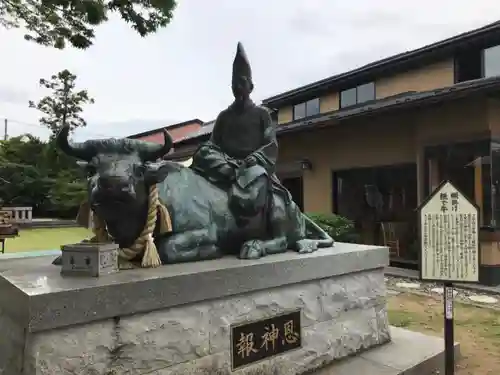 久里浜天神社の像