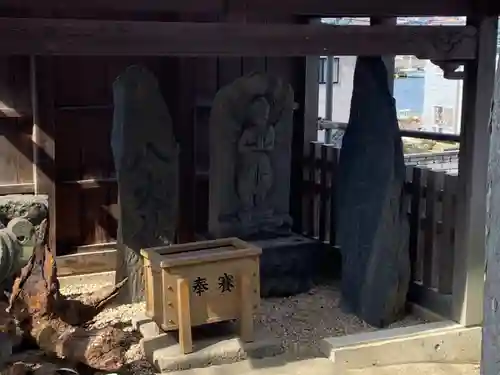 大祐神社の仏像