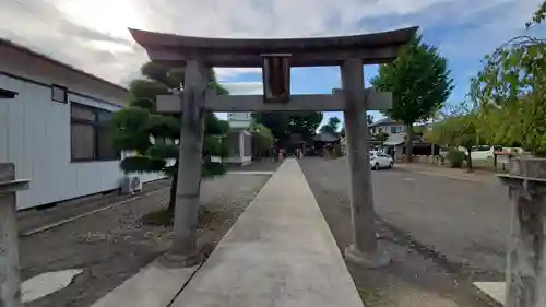 舞台八幡神社の鳥居