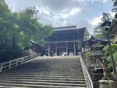 伊奈波神社の山門・神門