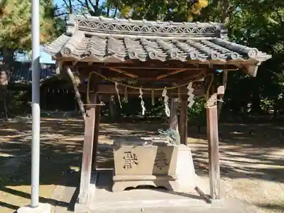引馬神社の手水舎