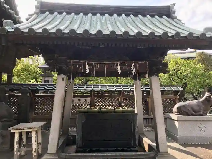湯島天満宮の手水舎
