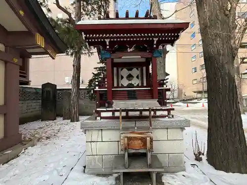 三吉神社の末社・摂社