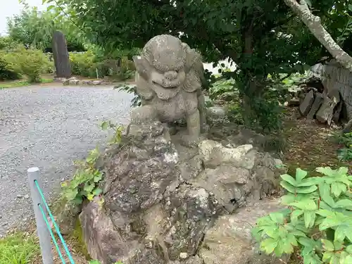 境香取神社の狛犬