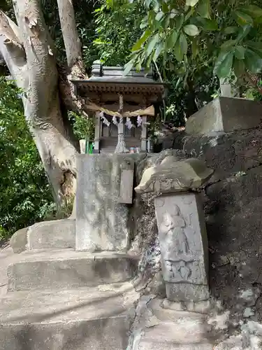 人見神社の末社