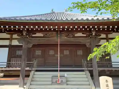 教信寺の本殿・本堂