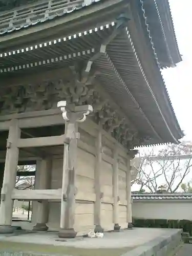 光明寺の山門・神門