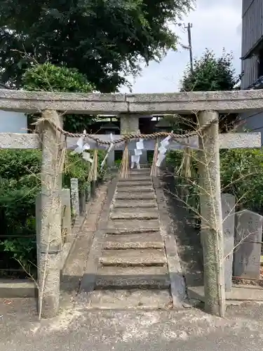 若宮八幡宮(夕涼ノ宮）の鳥居