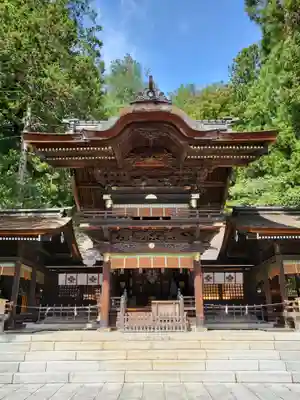 諏訪大社下社秋宮(長野県)