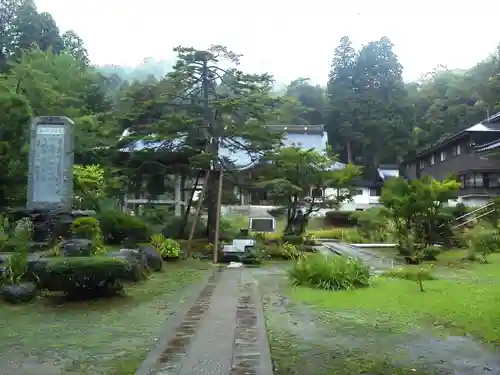 林泉寺の建物その他