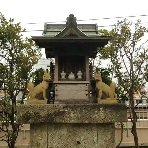 伏見稲荷神社の本殿・本堂