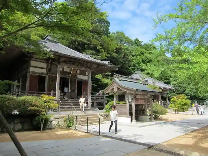 花山院菩提寺の本殿・本堂
