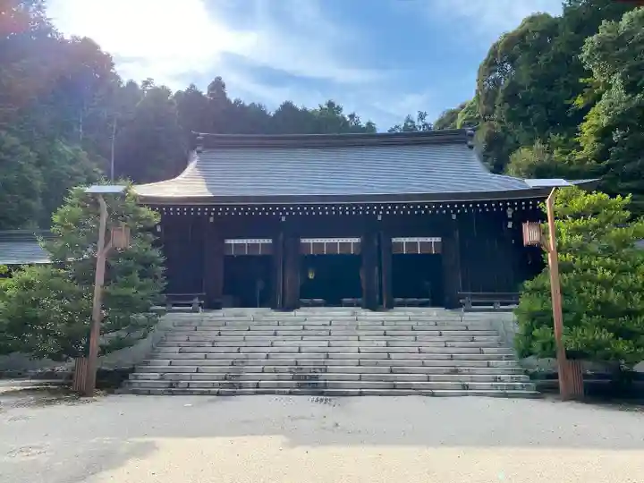 近江神宮の本殿・本堂