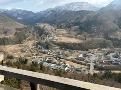 宝珠山 立石寺の{uncategorized: "未分類", other: "その他", undefined: "問題あり", building: "その他建物", grave: "お墓", sacred_gate: "鳥居", guardian: "狛犬", statue: "像", buddha: "仏像", history: "歴史", nature: "自然", garden: "庭園", animal: "動物", pagoda: "塔", temizu: "手水舎", mountain_gate: "山門・神門", sanctuary: "本殿・本堂", subordinate: "末社・摂社", art: "芸術", scenery: "景色", jizo: "地蔵", ema: "絵馬", goshuin: "御朱印", omikuji: "おみくじ", items: "授与品その他", amulet: "お守り", goshuincho: "御朱印帳", eats: "食事", festival: "お祭り", votive_dance: "神楽", shichigosan: "七五三参", wedding: "結婚式", experience: "体験その他", initially: "初詣", around: "周辺", anti_infection: "感染症対策"}