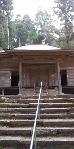 金勝寺の本殿・本堂