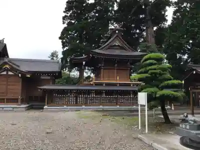 八幡宮の本殿・本堂