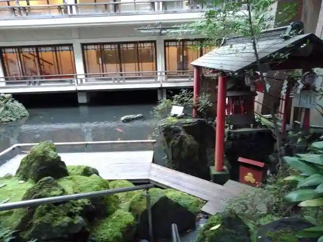 子安神社の庭園