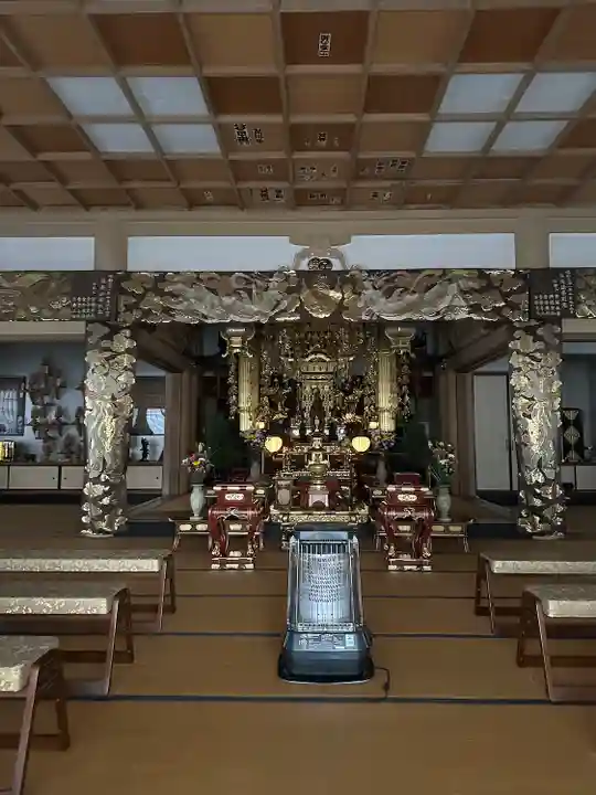 長泉寺の本殿・本堂