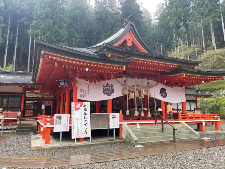 金櫻神社の本殿・本堂