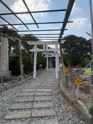 西戸崎神社の{uncategorized: "未分類", other: "その他", undefined: "問題あり", building: "その他建物", grave: "お墓", sacred_gate: "鳥居", guardian: "狛犬", statue: "像", buddha: "仏像", history: "歴史", nature: "自然", garden: "庭園", animal: "動物", pagoda: "塔", temizu: "手水舎", mountain_gate: "山門・神門", sanctuary: "本殿・本堂", subordinate: "末社・摂社", art: "芸術", scenery: "景色", jizo: "地蔵", ema: "絵馬", goshuin: "御朱印", omikuji: "おみくじ", items: "授与品その他", amulet: "お守り", goshuincho: "御朱印帳", eats: "食事", festival: "お祭り", votive_dance: "神楽", shichigosan: "七五三参", wedding: "結婚式", experience: "体験その他", initially: "初詣", around: "周辺", anti_infection: "感染症対策"}