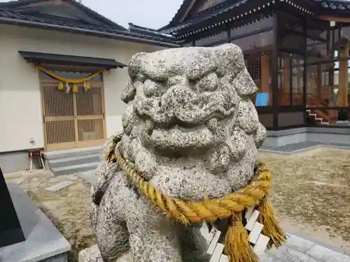 土合神社の狛犬