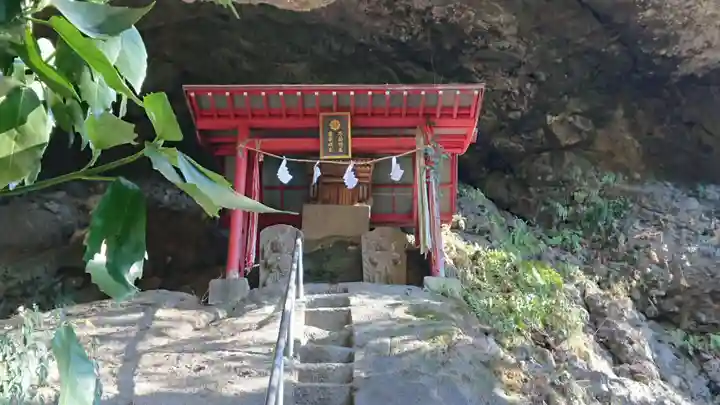 丸滝不動尊のその他建物