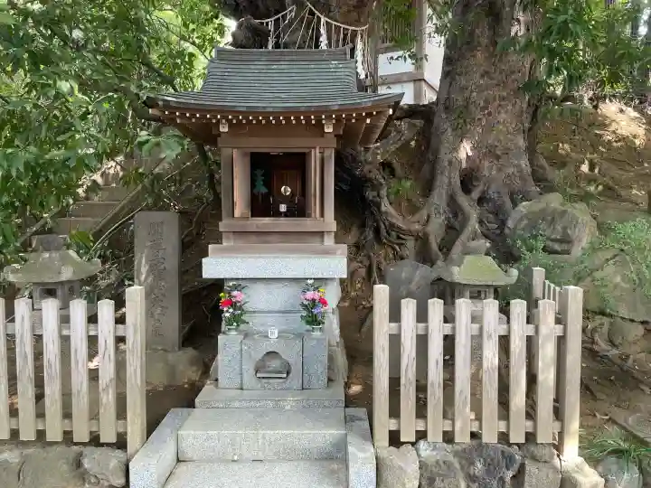 法真寺の{uncategorized: "未分類", other: "その他", undefined: "問題あり", building: "その他建物", grave: "お墓", sacred_gate: "鳥居", guardian: "狛犬", statue: "像", buddha: "仏像", history: "歴史", nature: "自然", garden: "庭園", animal: "動物", pagoda: "塔", temizu: "手水舎", mountain_gate: "山門・神門", sanctuary: "本殿・本堂", subordinate: "末社・摂社", art: "芸術", scenery: "景色", jizo: "地蔵", ema: "絵馬", goshuin: "御朱印", omikuji: "おみくじ", items: "授与品その他", amulet: "お守り", goshuincho: "御朱印帳", eats: "食事", festival: "お祭り", votive_dance: "神楽", shichigosan: "七五三参", wedding: "結婚式", experience: "体験その他", initially: "初詣", around: "周辺", anti_infection: "感染症対策"}