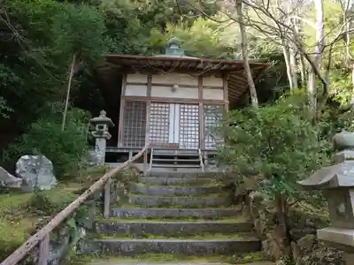 護法堂の本殿・本堂