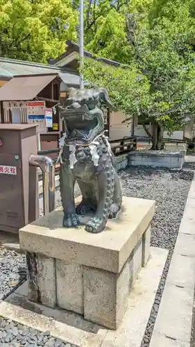 三重縣護國神社の狛犬