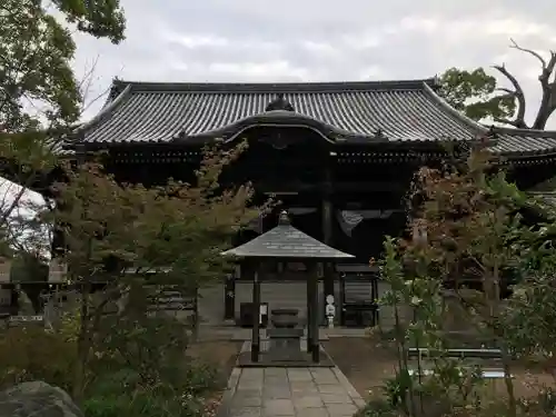 志度寺の本殿・本堂