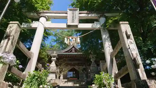 石都々古和気神社の鳥居