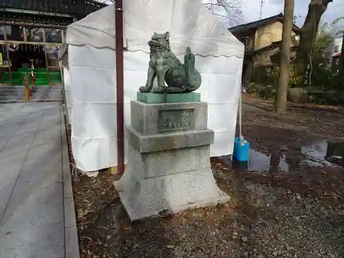 中村神社の狛犬